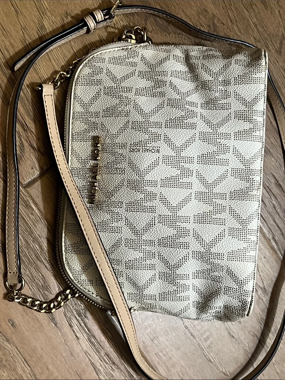 Michael Kors Jet Set Crossbody Bag Beige MK Logo Small Chain Strap